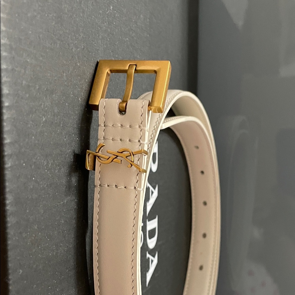 Saint Laurent Ivory Belt with Gold-Tone Buckle - Picture 3 of 10